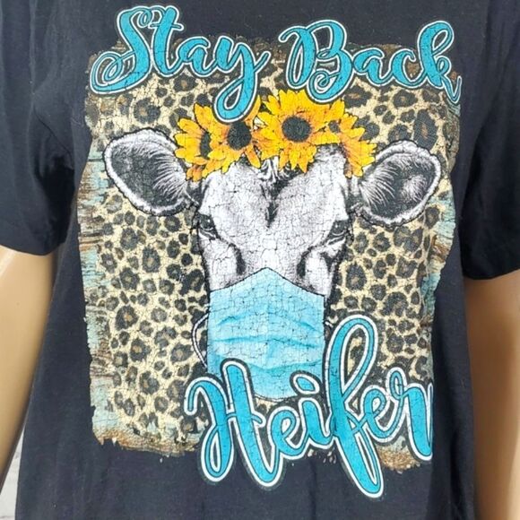 Covid Pandemic Masked Cow Distressed  Graphic Print Tee - Picture 4 of 6
